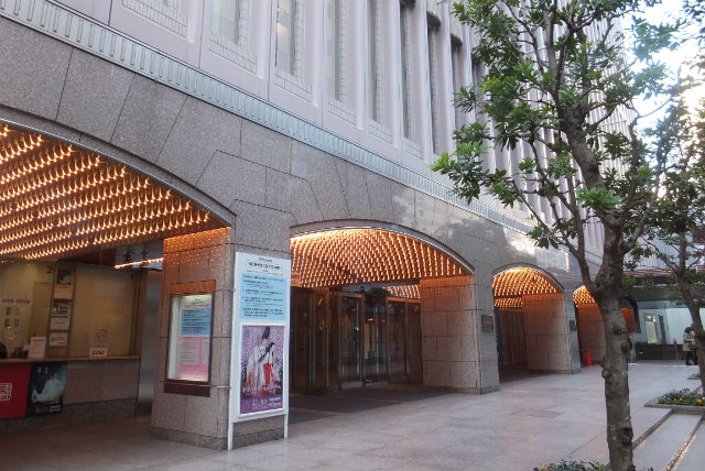 Takarazuka Revue
Japanese culture