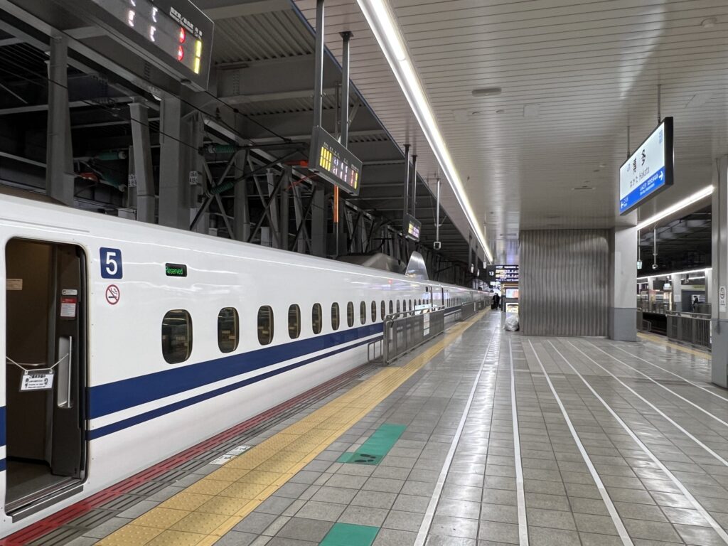 日本 きれい 清潔 新幹線