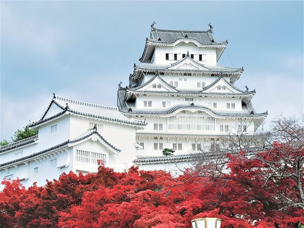 国宝　姫路城　秋
