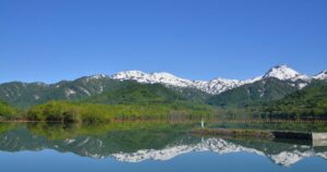 日本の 秘境 │笹ヶ峰高原と乙見湖 ― 雲が描く時間、風が語る静寂